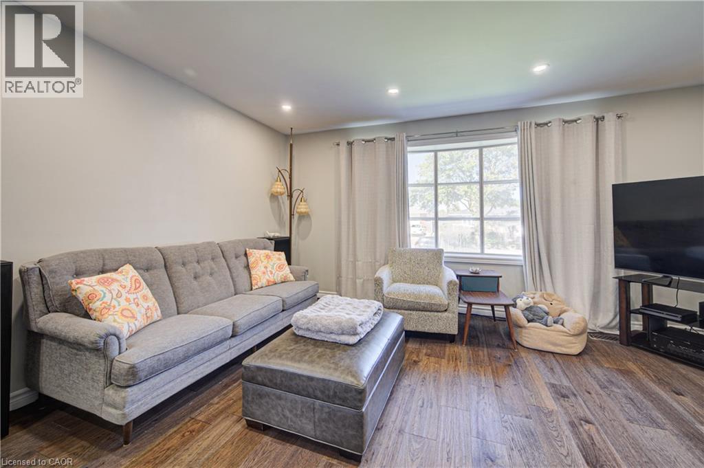 221 Devon Street, Stratford, Ontario  N5A 3A1 - Photo 12 - 40862851