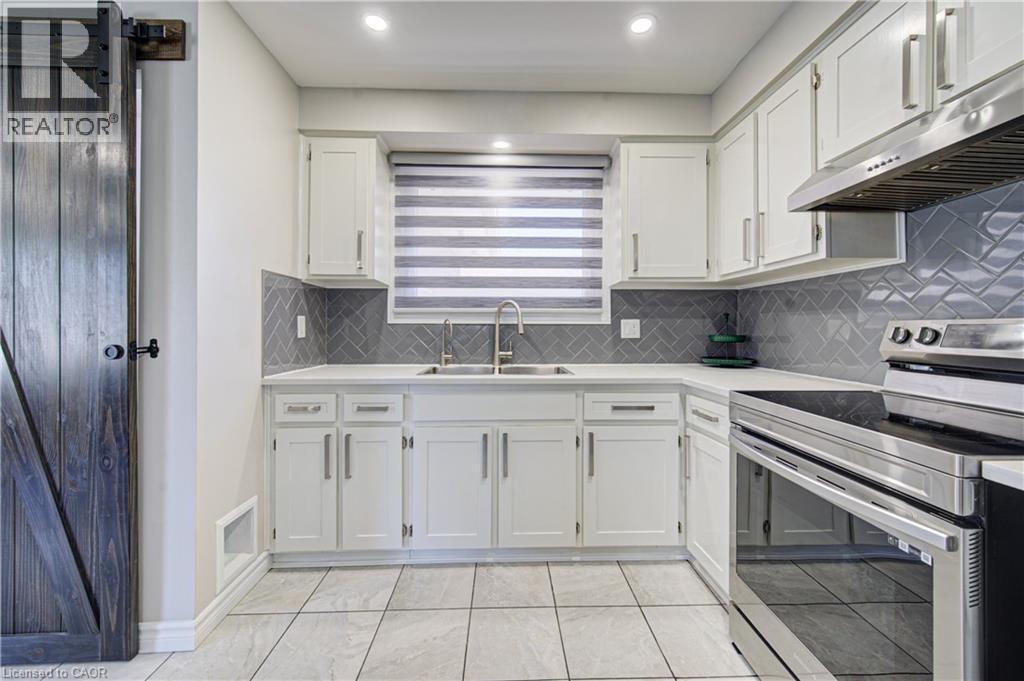221 Devon Street, Stratford, Ontario  N5A 3A1 - Photo 18 - 40862851