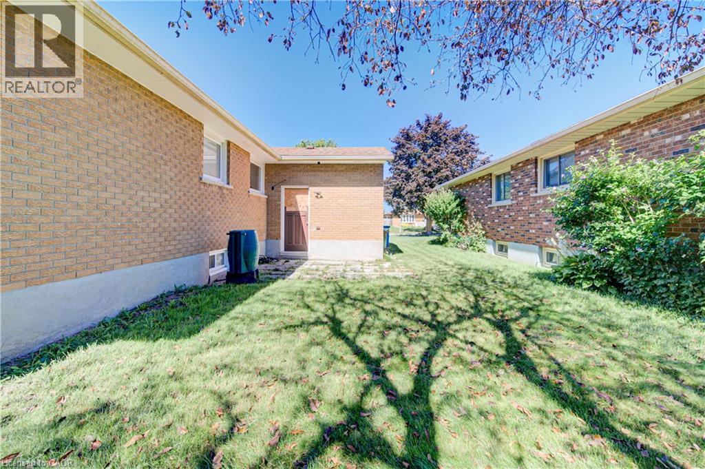 221 Devon Street, Stratford, Ontario  N5A 3A1 - Photo 29 - 40862851