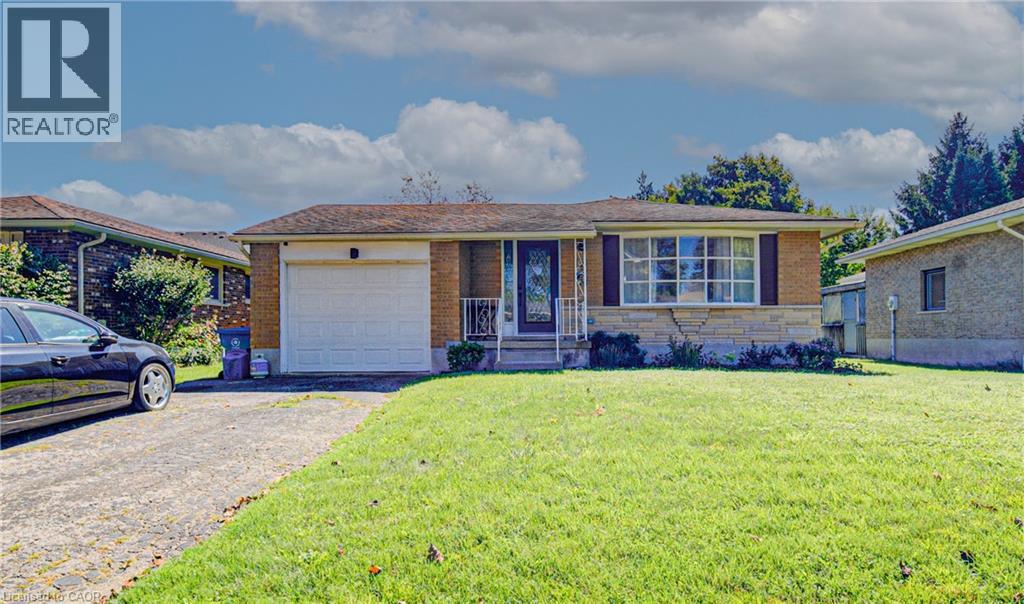 221 Devon Street, Stratford, Ontario  N5A 3A1 - Photo 3 - 40862851