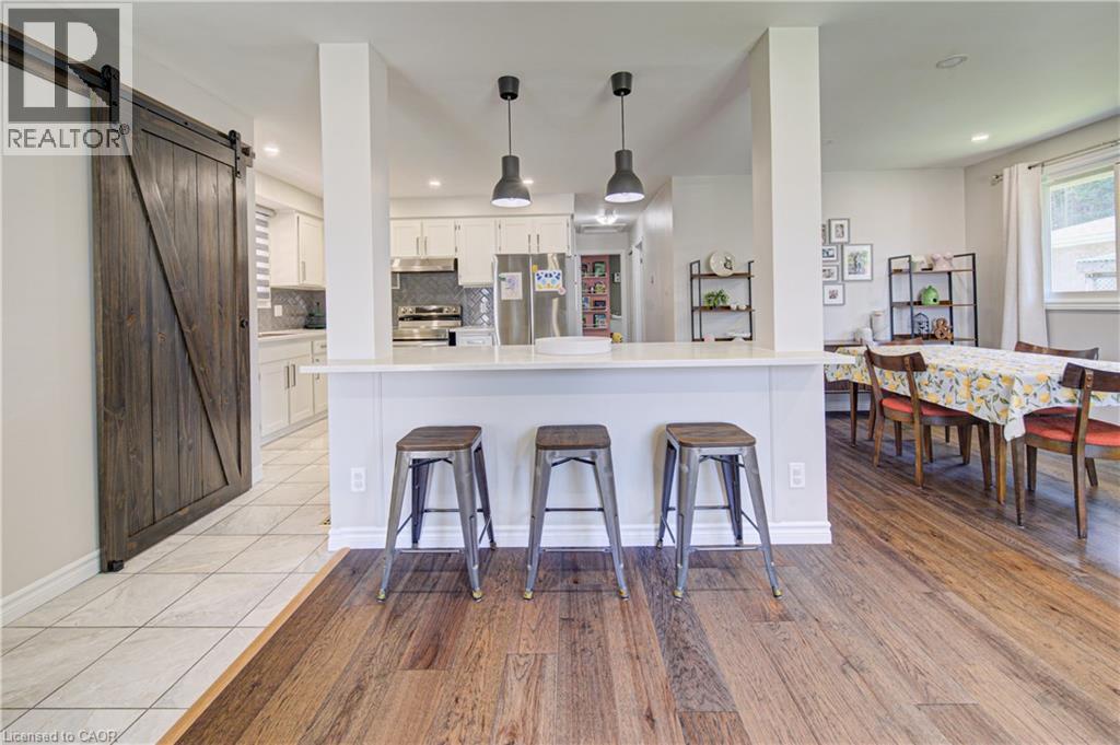 221 Devon Street, Stratford, Ontario  N5A 3A1 - Photo 8 - 40862851