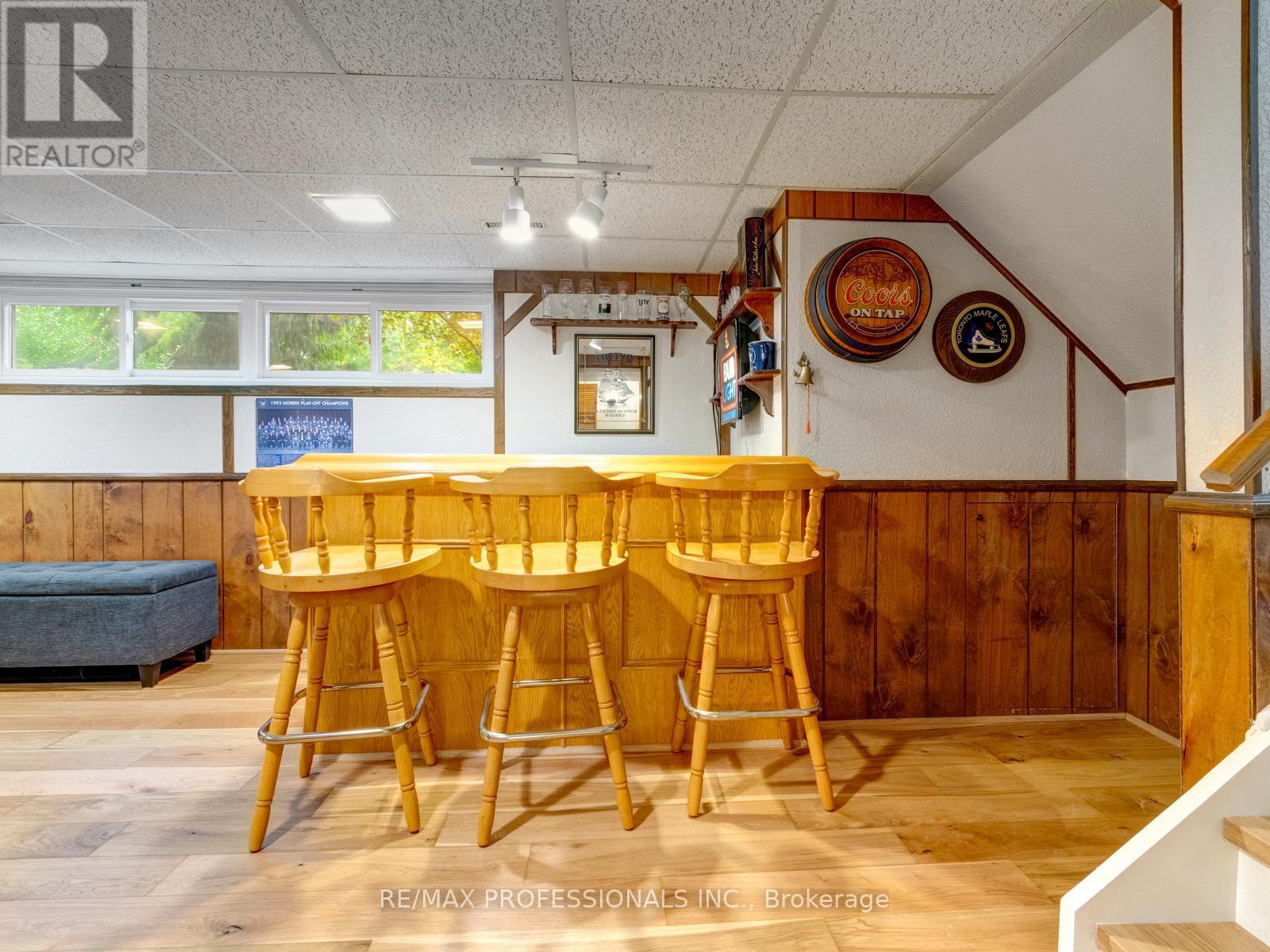 652 Meadow Lane, Burlington, Ontario  L7L 4R8 - Photo 32 - W13778122