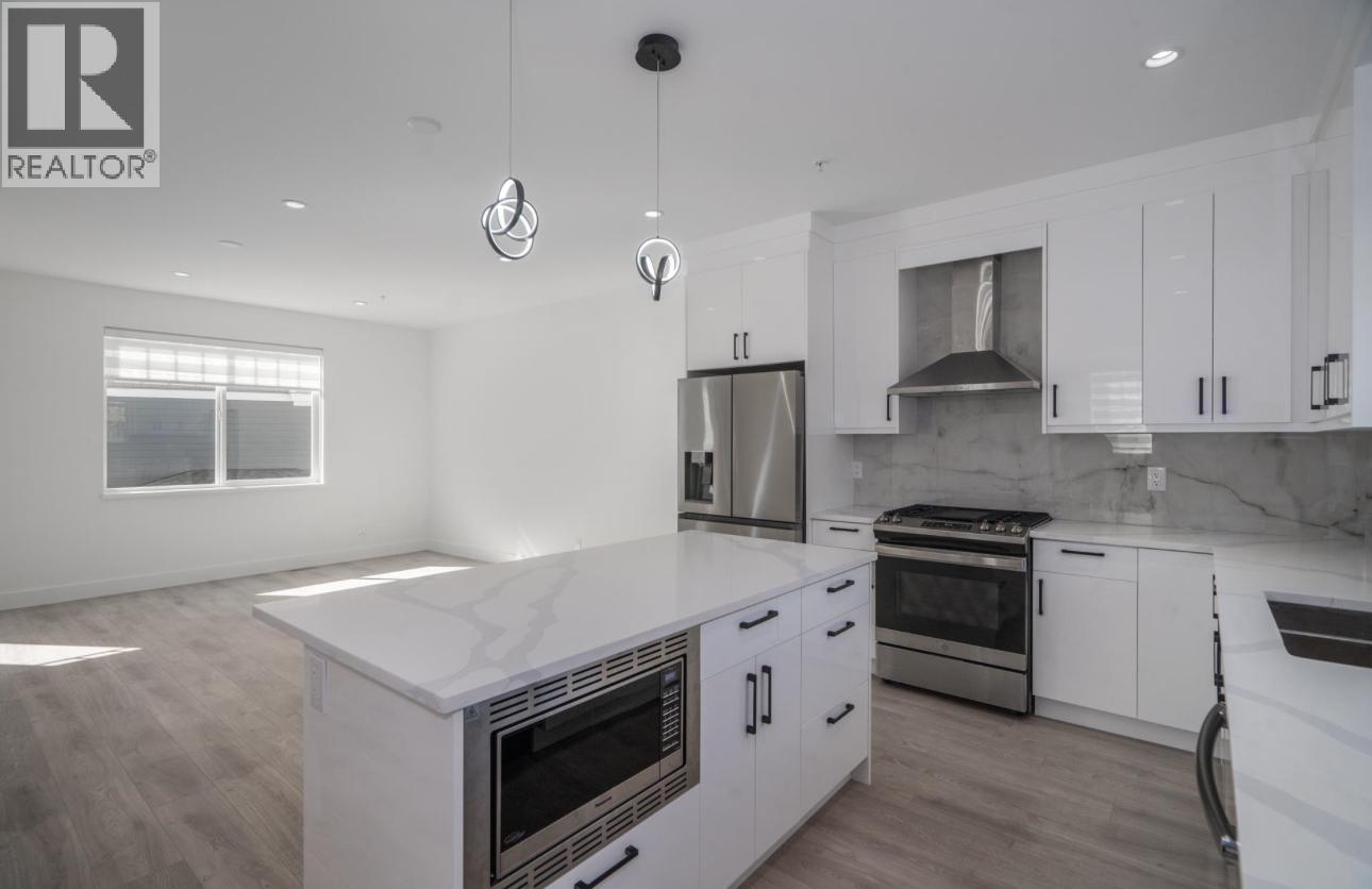 22 23108 Lougheed Highway, Maple Ridge, British Columbia  V2X 2W3 - Photo 6 - R3164156