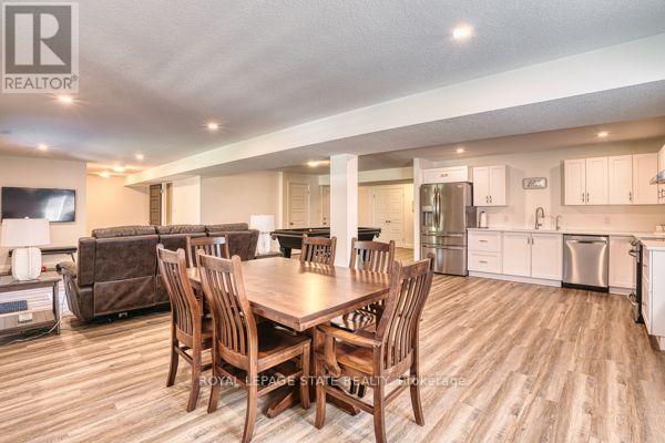 37 Gilmer Crescent, North Perth, Ontario  N4W 0H3 - Photo 33 - X13778132