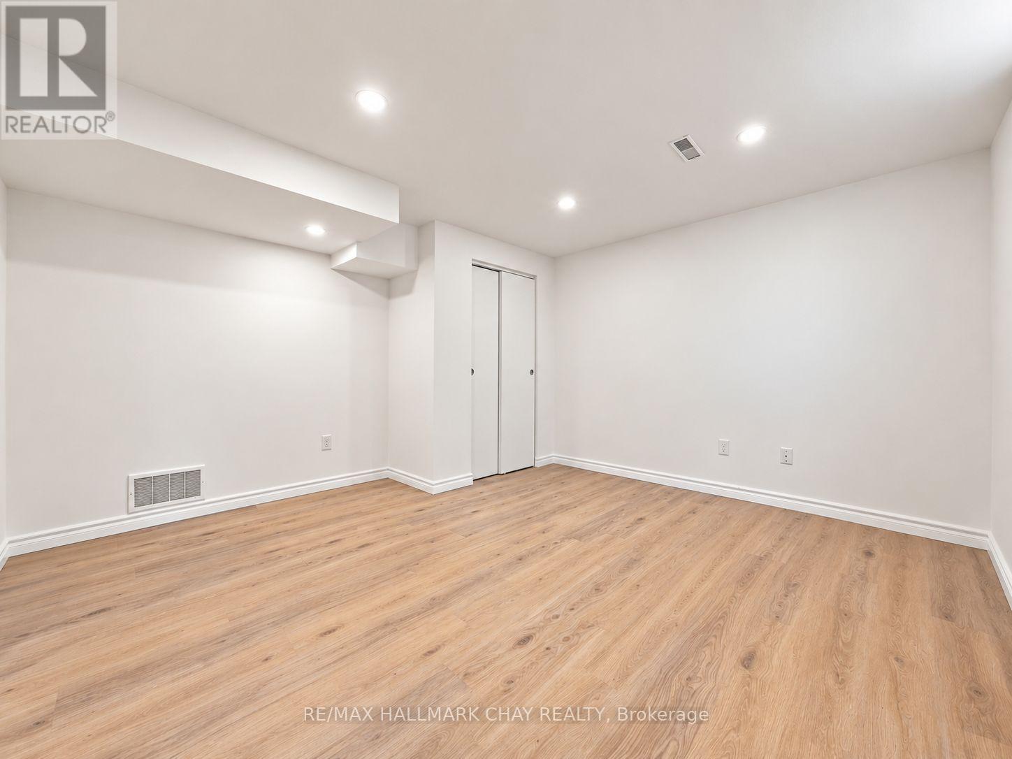 Lower - 1 Touchette Drive, Barrie, Ontario  L4N 7L8 - Photo 16 - S13767050