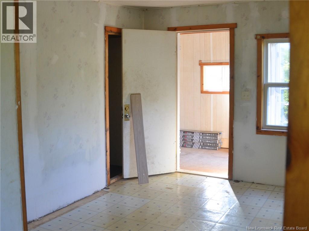 137 Harvey Road, Mcadam, New Brunswick  E6J 1A1 - Photo 8 - NB147488