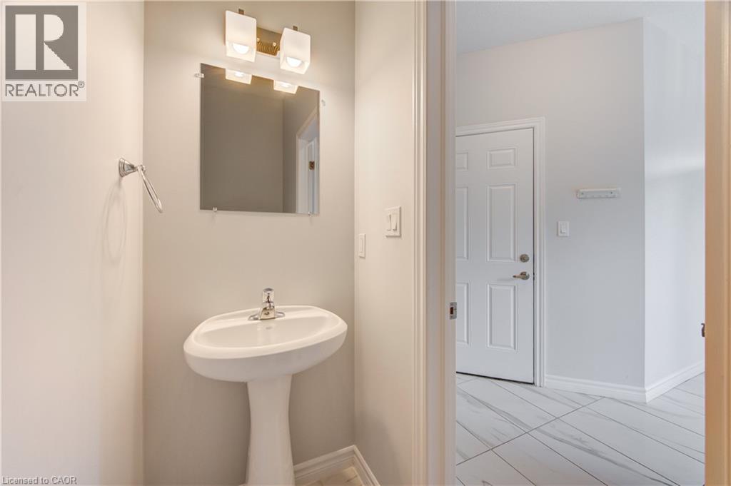 3967 Savoy Street Unit# 52, London, Ontario  N6P 0A3 - Photo 14 - 40862247