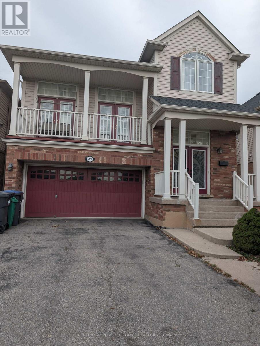 228 FANDANGO DRIVE, Brampton, Ontario