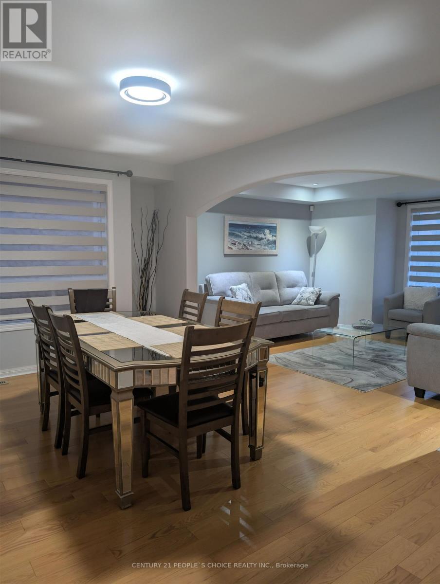 228 Fandango Drive, Brampton, Ontario  L6X 0M1 - Photo 7 - W13778138