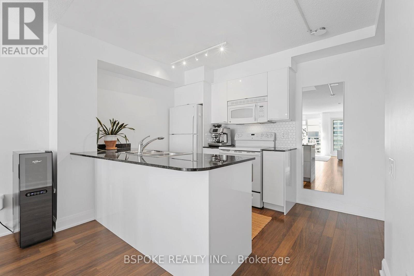 3012 - 2191 Yonge Street, Toronto, Ontario  M4S 3H8 - Photo 5 - C13766466