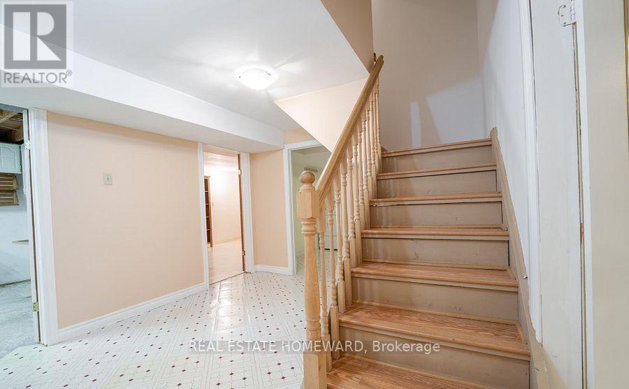 27 Drumern Crescent, Richmond Hill, Ontario  L4C 5H9 - Photo 35 - N13777582