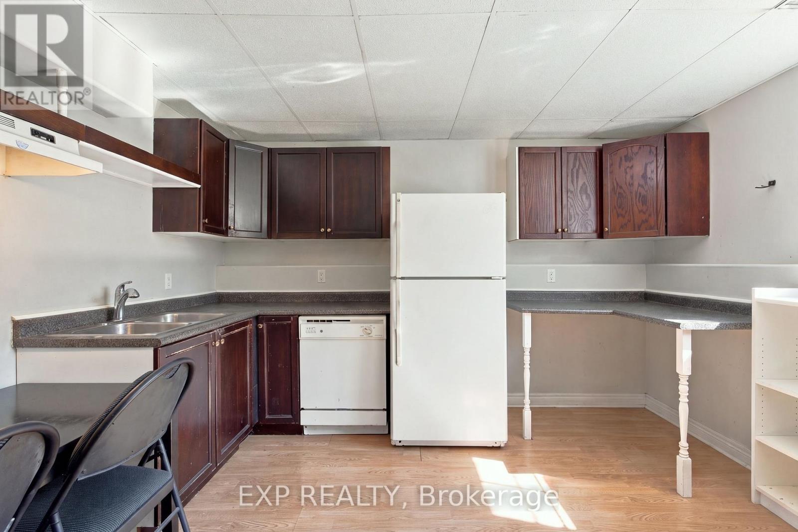 59 Parker Street, St. Catharines, Ontario  L2S 1W1 - Photo 14 - X13778162