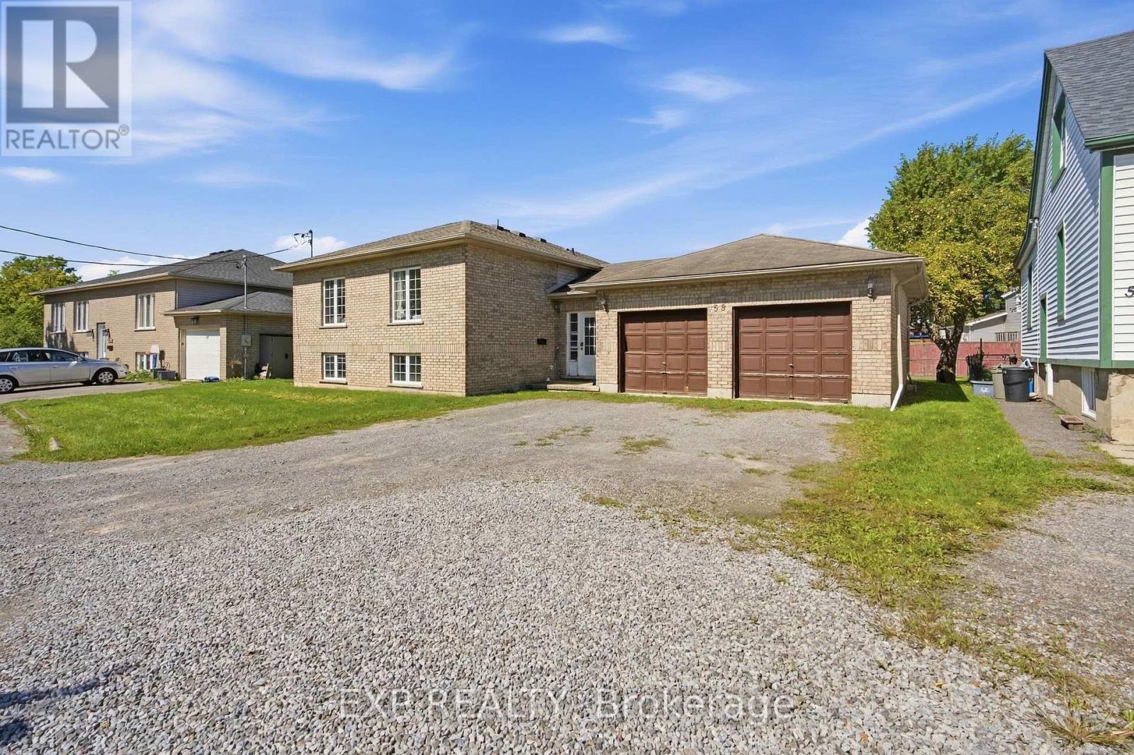 59 Parker Street, St. Catharines, Ontario  L2S 1W1 - Photo 2 - X13778162