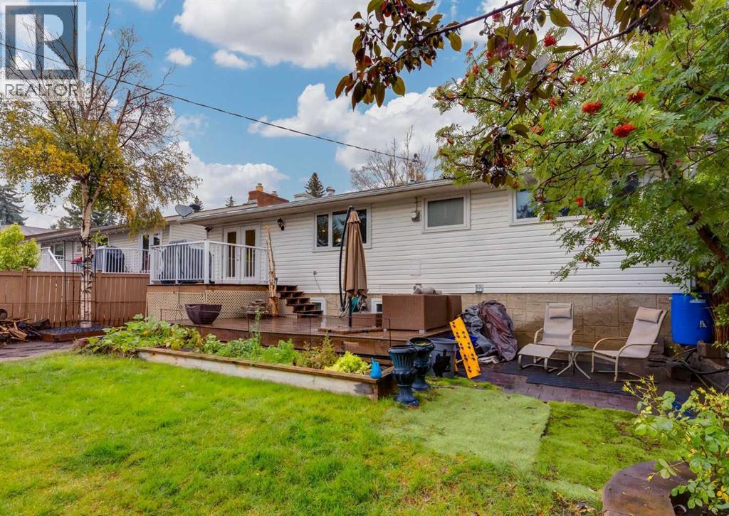 99 Silver Brook Drive Nw, Calgary, Alberta  T3B 3H6 - Photo 35 - A2343992