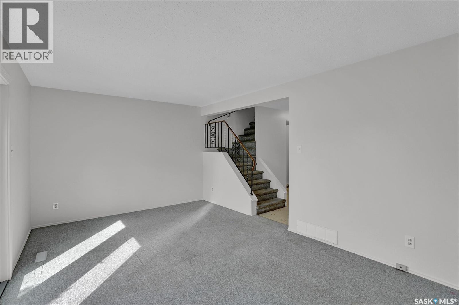 97 Mackenzie Way, Regina, Saskatchewan  S4N 5M8 - Photo 13 - SK048352