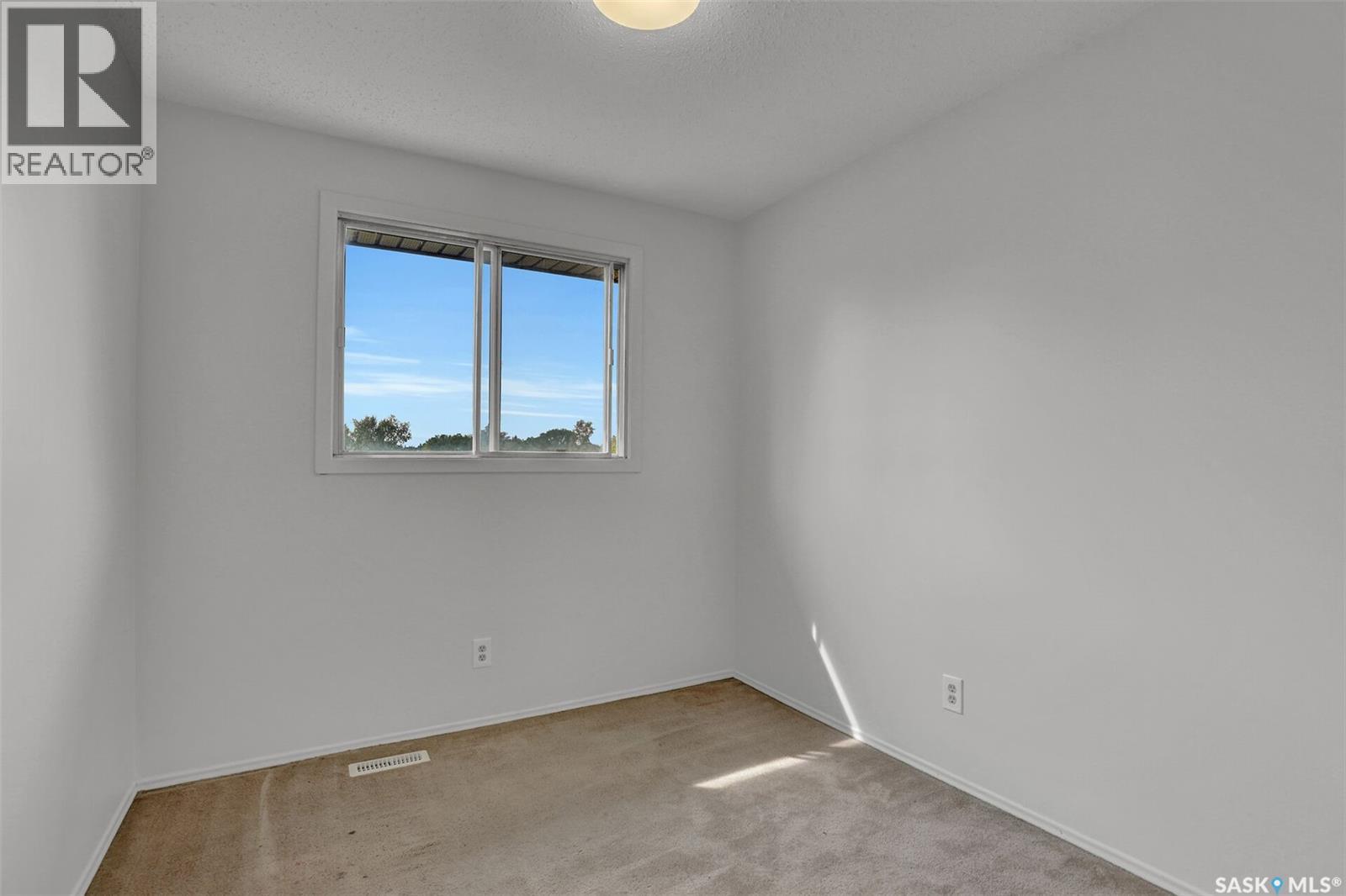 97 Mackenzie Way, Regina, Saskatchewan  S4N 5M8 - Photo 17 - SK048352