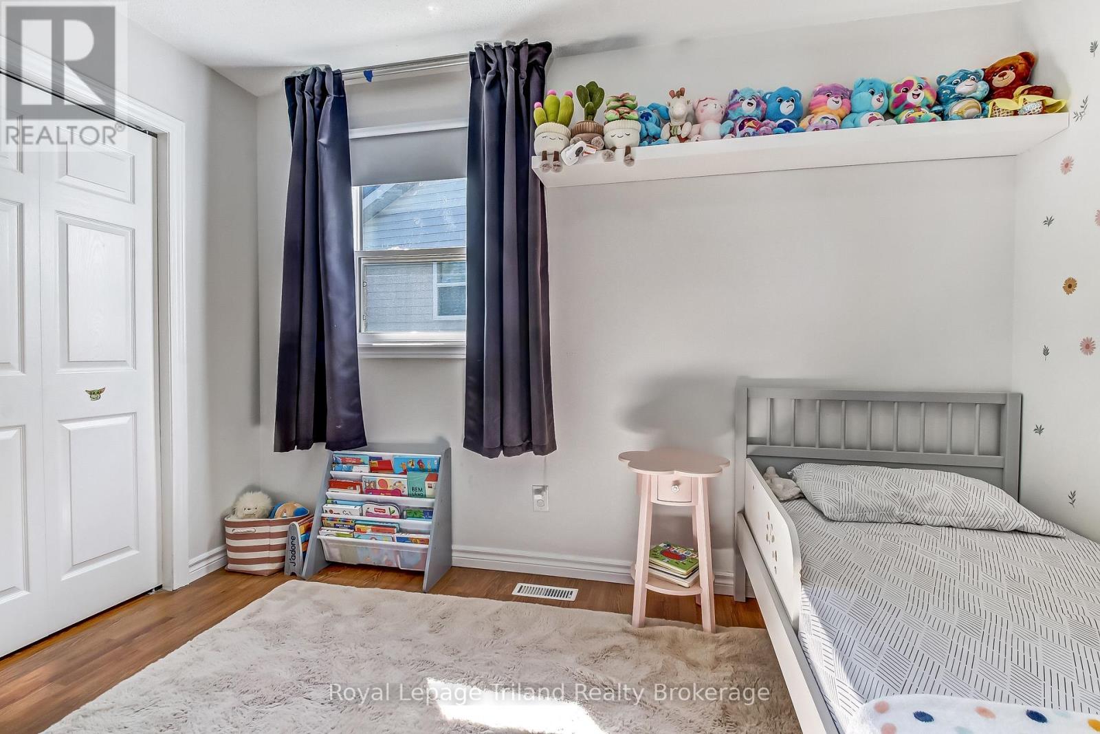 847 Hunters Gate Crescent, Woodstock, Ontario  N4V 1G3 - Photo 17 - X13775126