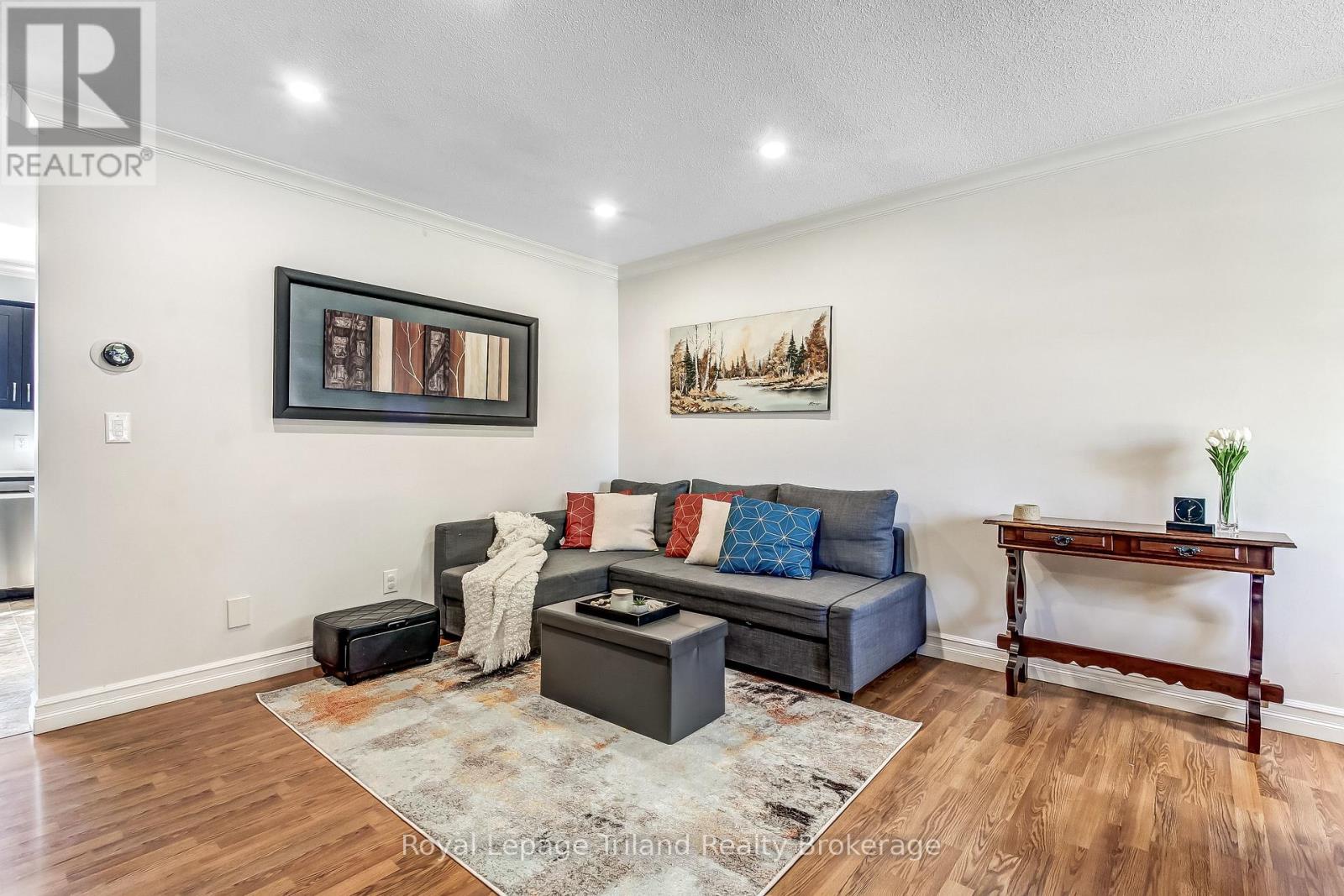 847 Hunters Gate Crescent, Woodstock, Ontario  N4V 1G3 - Photo 11 - X13775126