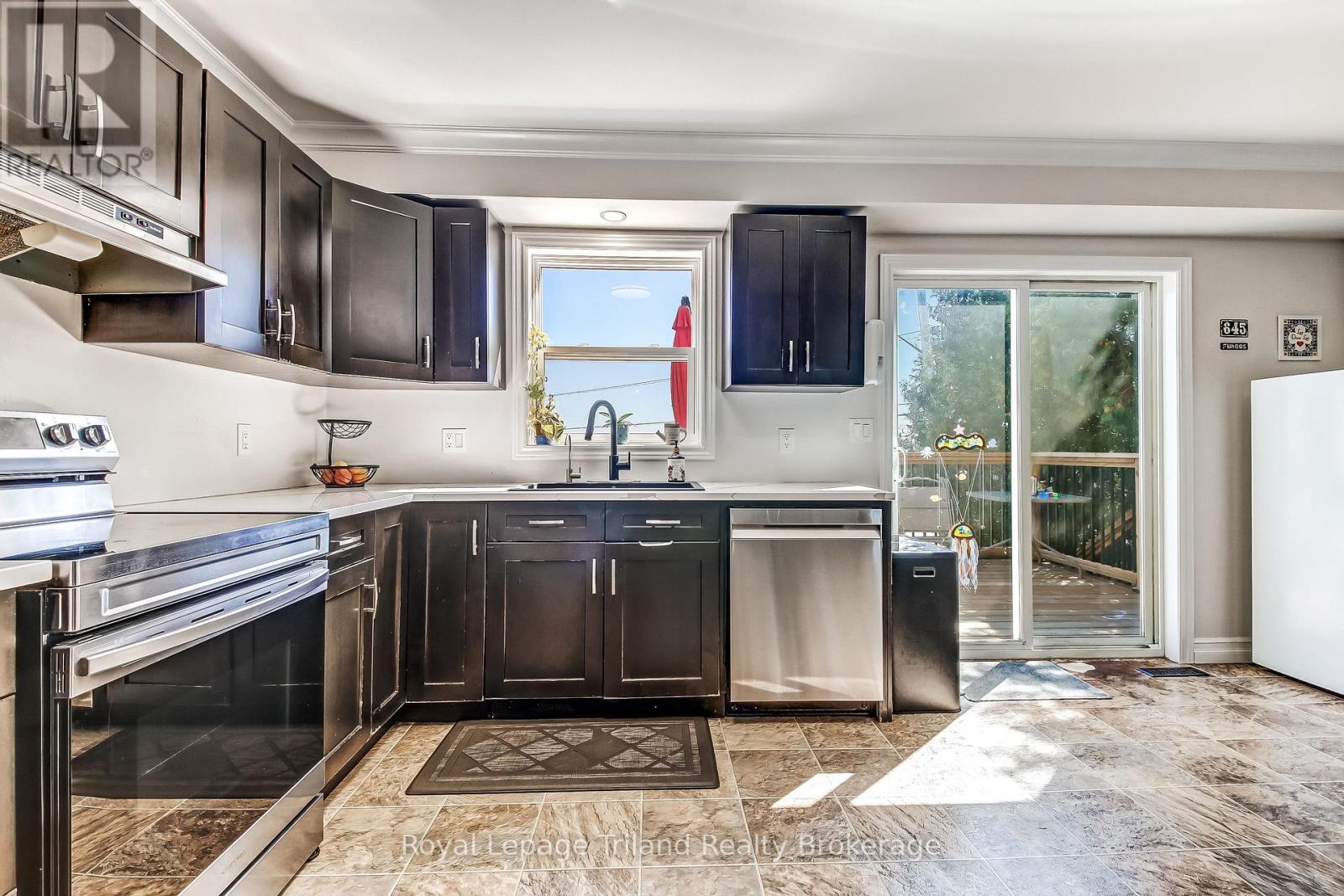 847 Hunters Gate Crescent, Woodstock, Ontario  N4V 1G3 - Photo 12 - X13775126