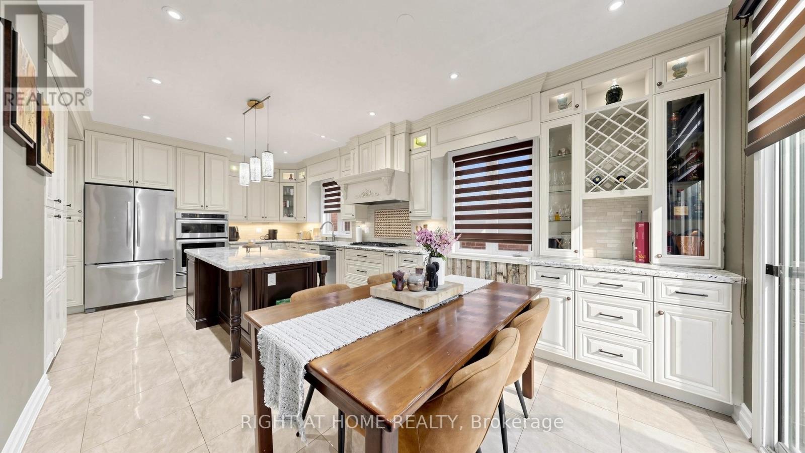 40 Chateau Drive, Vaughan, Ontario  L4H 3A1 - Photo 18 - N13778178