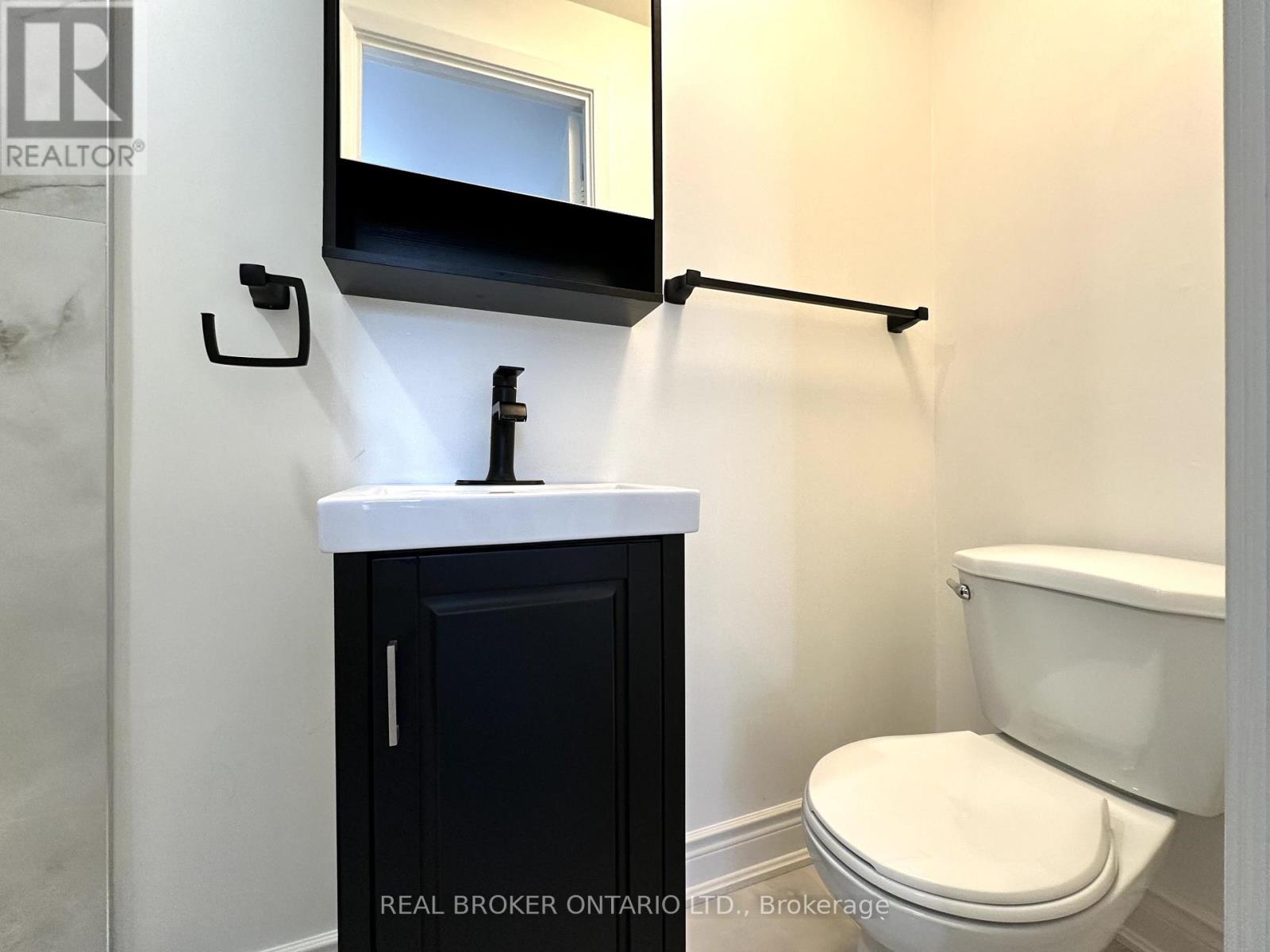 8 - 1485 Gulleden Drive, Mississauga, Ontario  L4X 2T2 - Photo 23 - W13683788