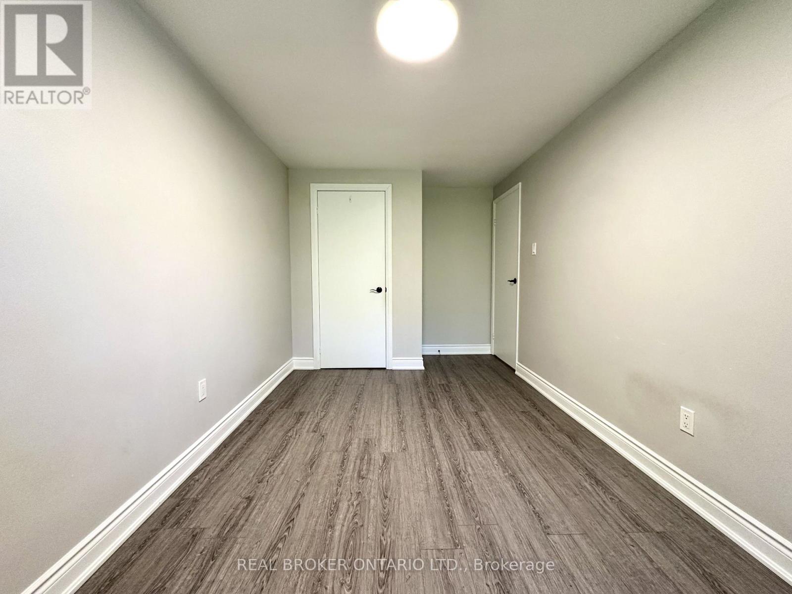 8 - 1485 Gulleden Drive, Mississauga, Ontario  L4X 2T2 - Photo 29 - W13683788