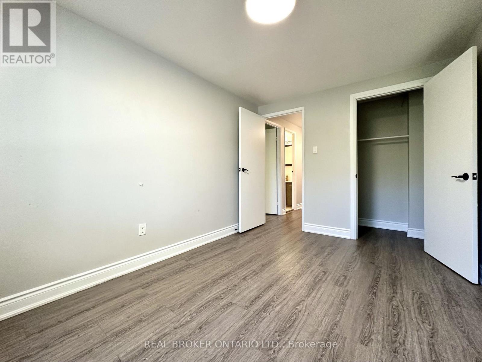 8 - 1485 Gulleden Drive, Mississauga, Ontario  L4X 2T2 - Photo 31 - W13683788