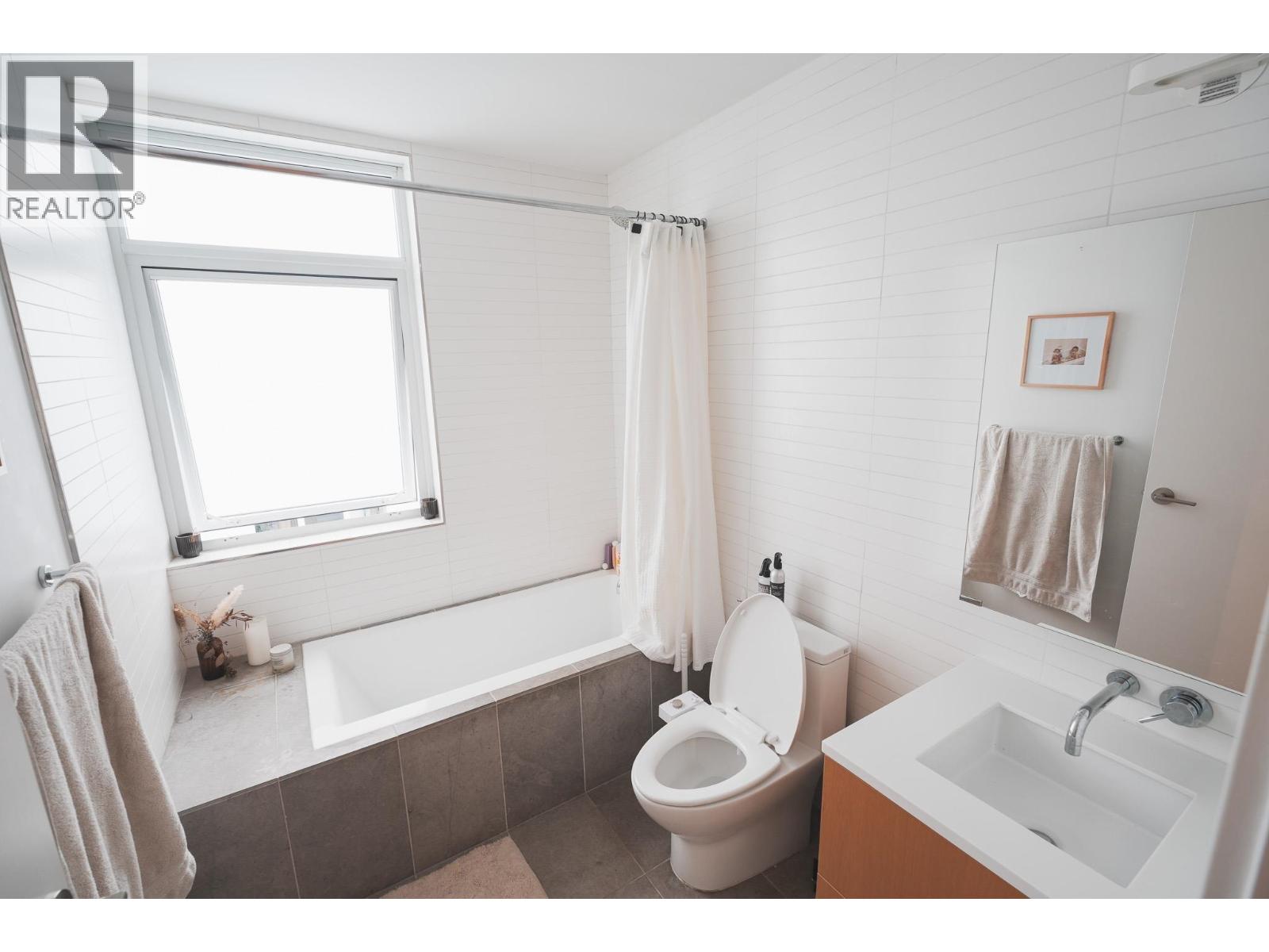 2208 Willow Street, Vancouver, British Columbia V5Z 0C8 - Photo 8 - R3164030