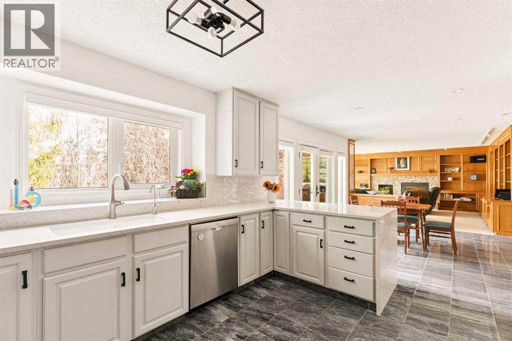 880 Shawnee Drive SW, Calgary, Alberta  T2Y 1X3 - Photo 16 - A2340961