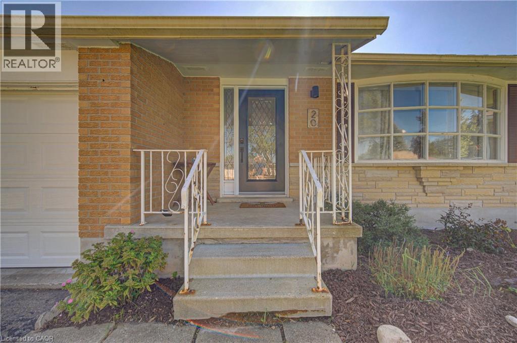 221 Devon Street, Stratford, Ontario  N5A 3A1 - Photo 3 - 40862851