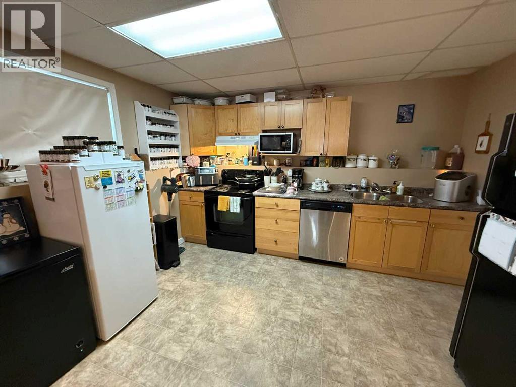 4810 16 Avenue, Edson, Alberta  T7E 1G3 - Photo 12 - A2344041