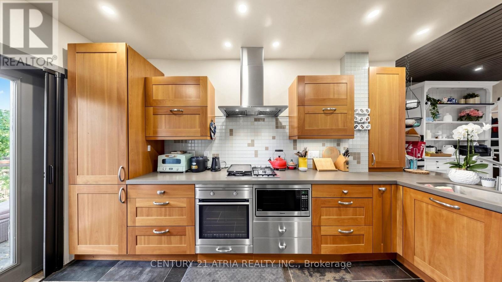 46 Belmont Street, Toronto, Ontario  M5R 1P8 - Photo 9 - C13778206