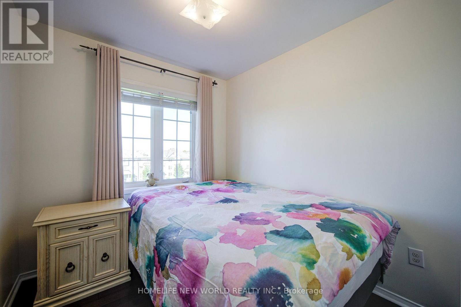114 Goss Lane, Ajax, Ontario  L1Z 0K9 - Photo 36 - E13774486