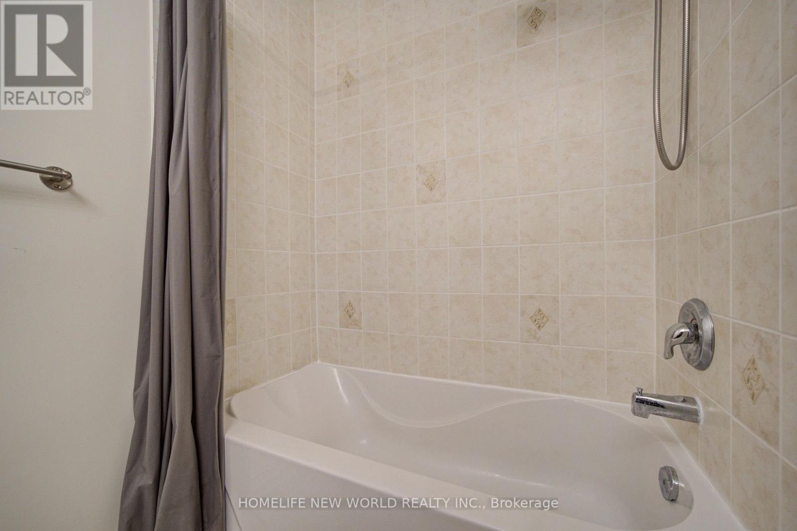114 Goss Lane, Ajax, Ontario  L1Z 0K9 - Photo 33 - E13774486