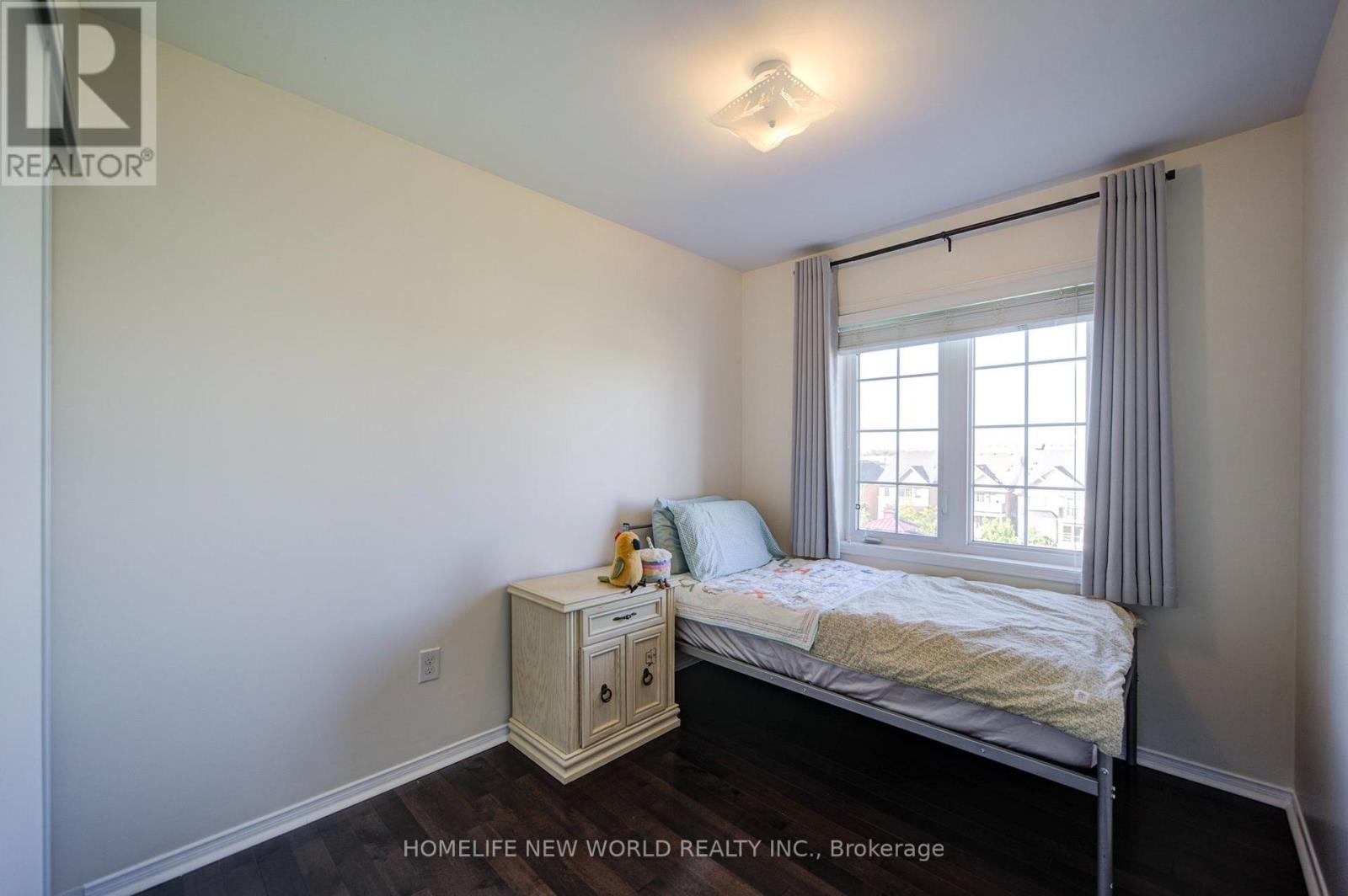 114 Goss Lane, Ajax, Ontario  L1Z 0K9 - Photo 38 - E13774486