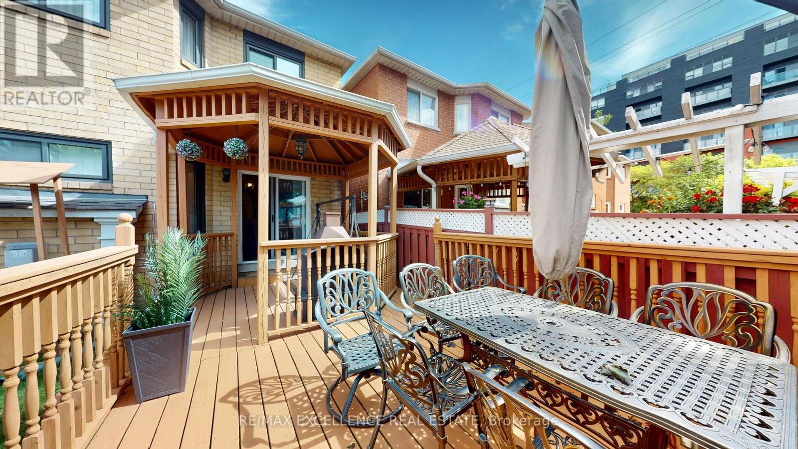 12 Prado Court, Toronto, Ontario  M6B 4L2 - Photo 37 - W13777206