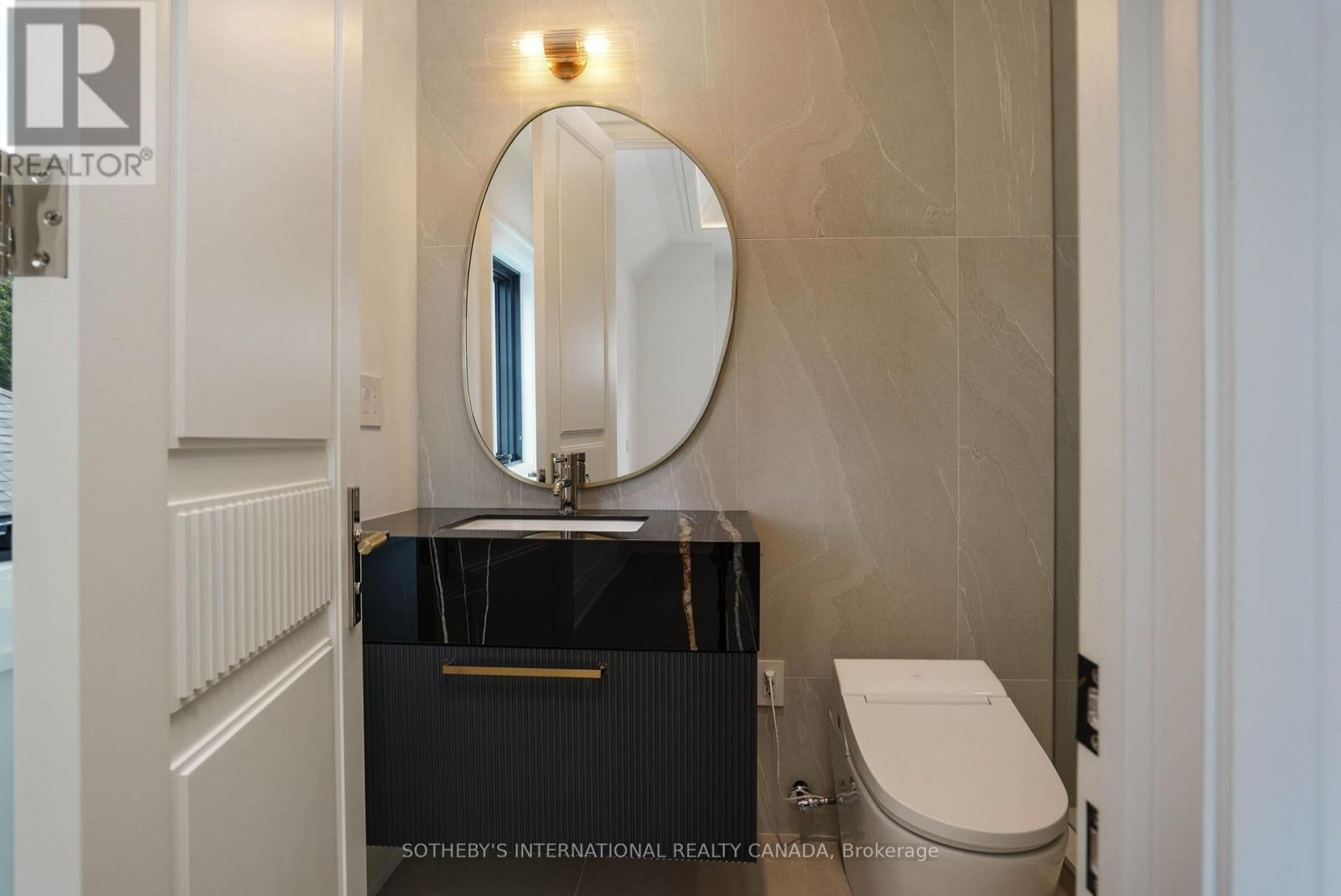 149 Highland Crescent, Toronto (Bridle Path-Sunnybrook-York Mills), Ontario  M2L 1H2 - Photo 35 - C13778212