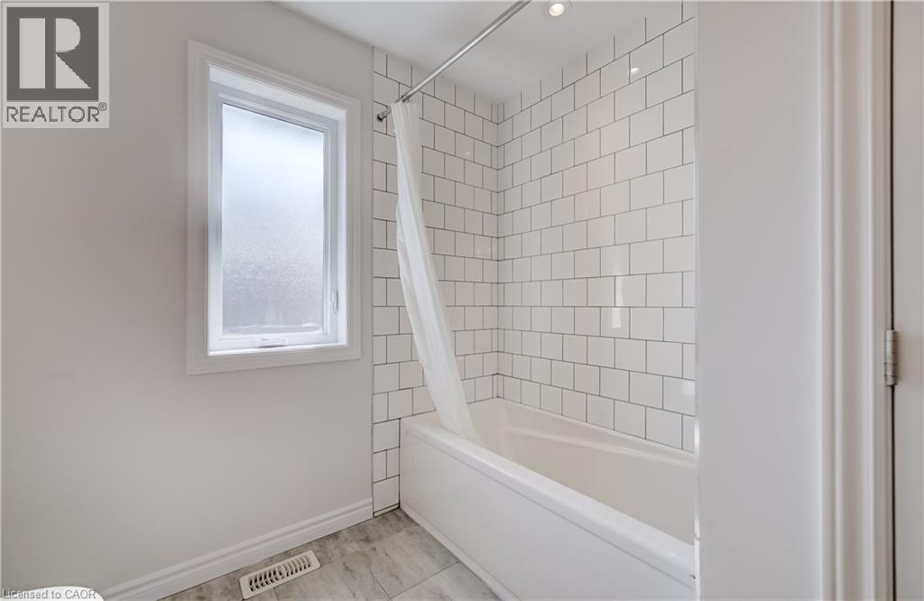 912 Blair Creek Court, Kitchener, Ontario  N2P 0J1 - Photo 25 - 40862921