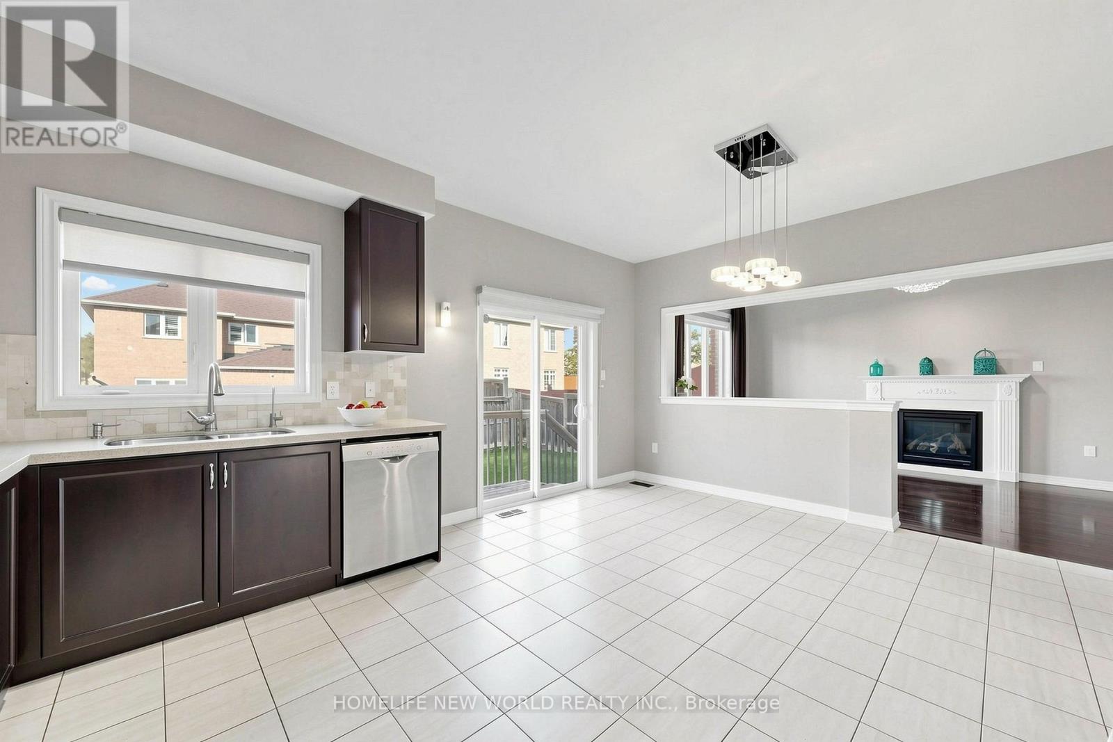 20 Pineforest Place, Markham, Ontario  L6E 2B1 - Photo 13 - N13645424