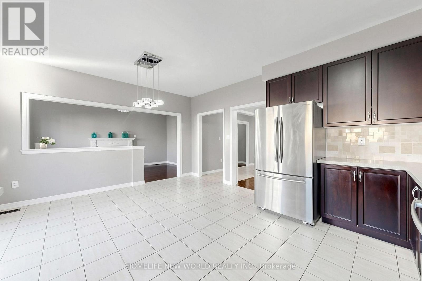 20 Pineforest Place, Markham, Ontario  L6E 2B1 - Photo 15 - N13645424