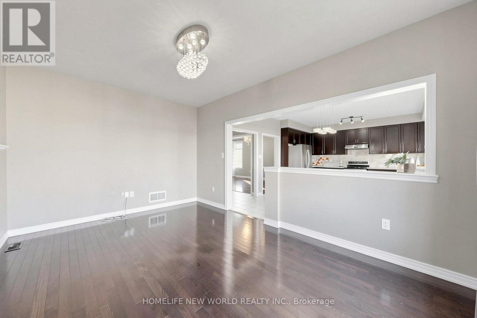20 Pineforest Place, Markham, Ontario  L6E 2B1 - Photo 6 - N13645424