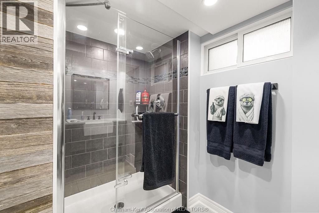 23 Queensway Drive, Chatham, Ontario  N7M 4G3 - Photo 25 - 26018985