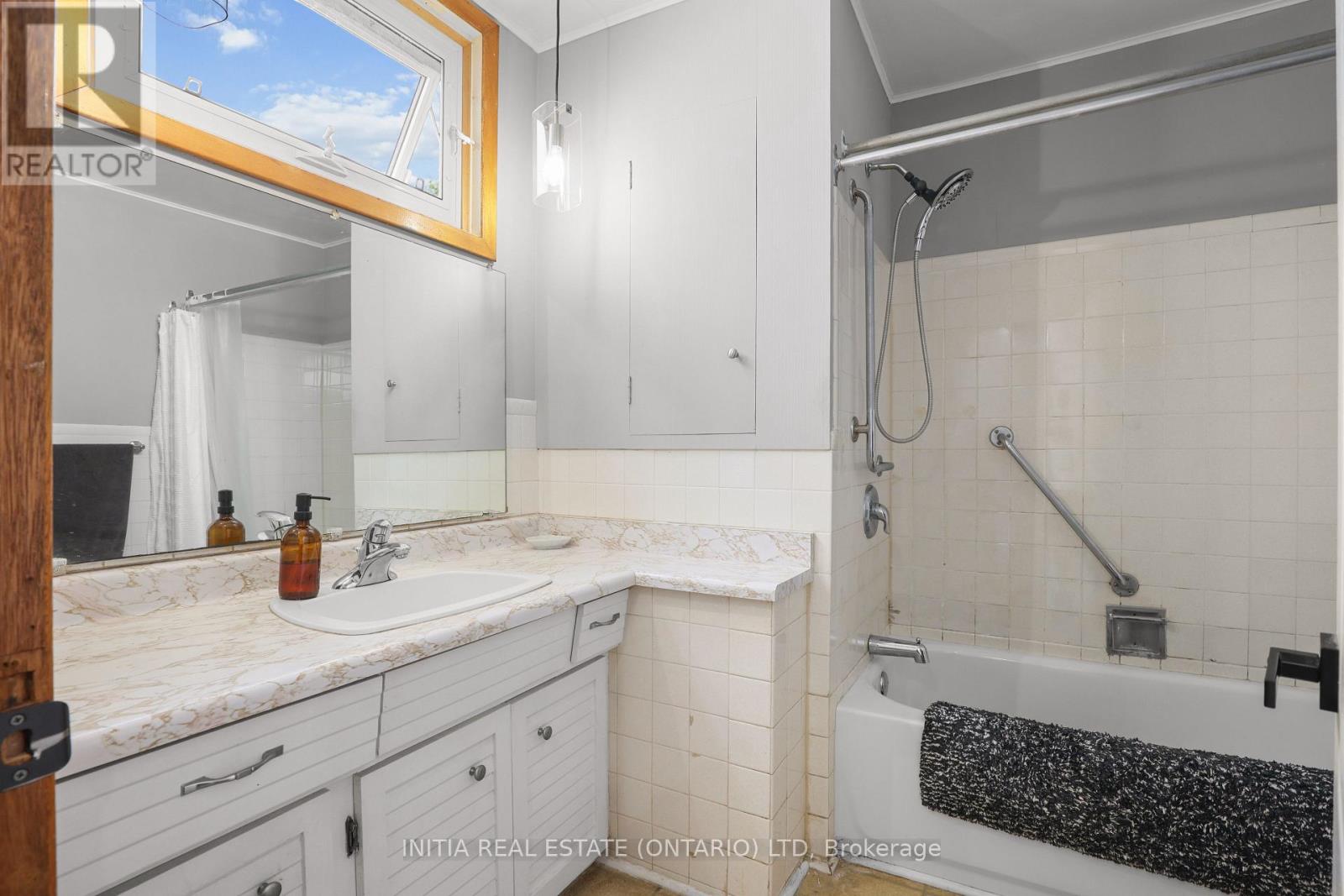 55 Briscoe Street W, London South, Ontario  N6J 1M4 - Photo 13 - X13778230