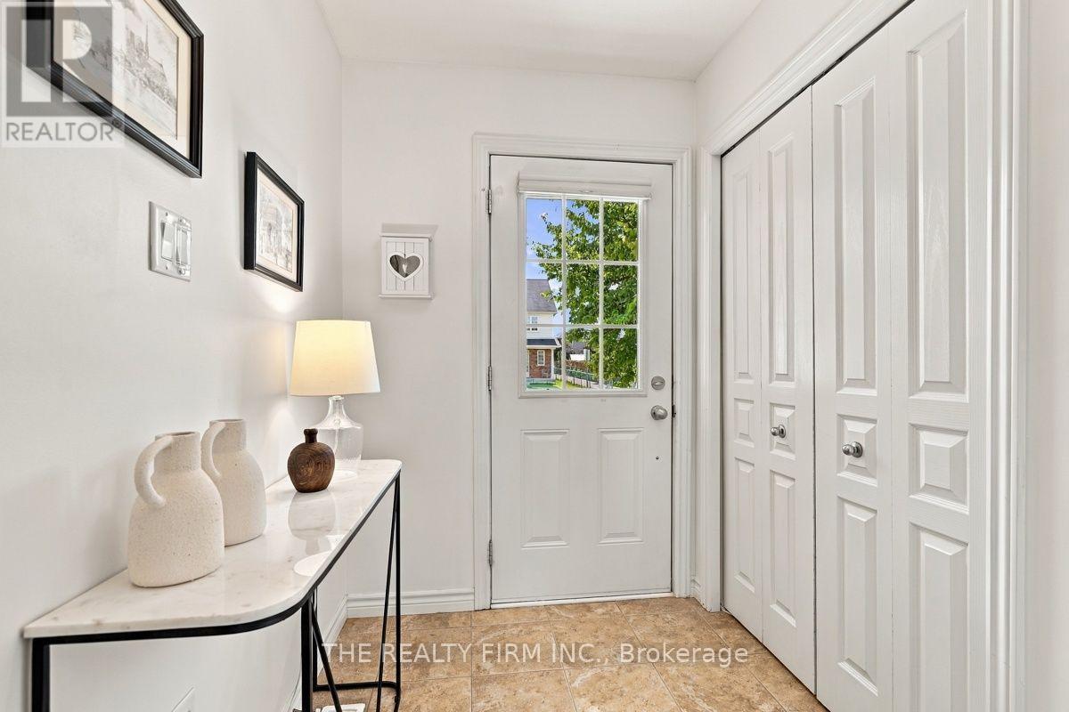 914 Silverfox Crescent, London North, Ontario  N6G 0N6 - Photo 7 - X13778280
