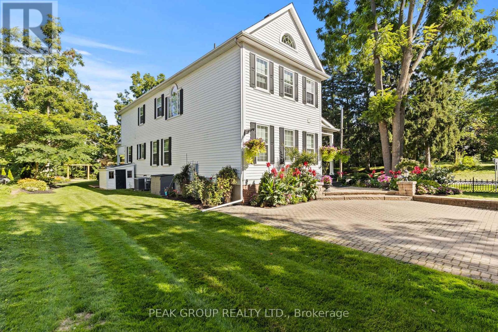 305 Gate Street, Niagara-On-The-Lake (Town), Ontario  L0S 1J0 - Photo 8 - X13778242