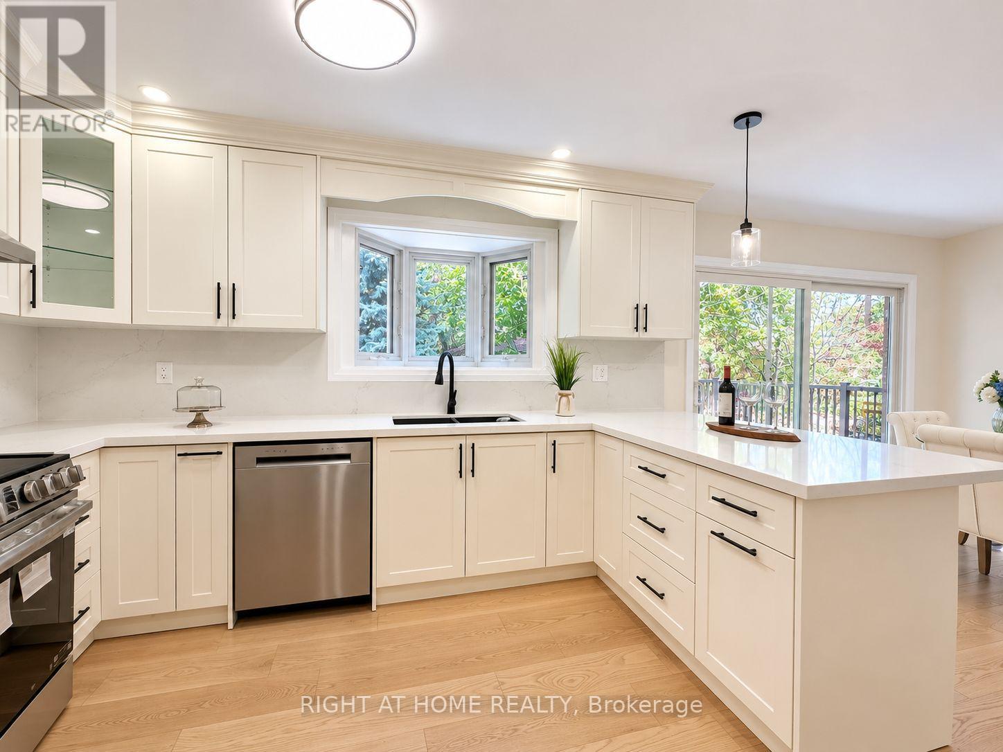 16 Ptarmigan Crescent, Toronto, Ontario  M3A 1W3 - Photo 27 - C13778226