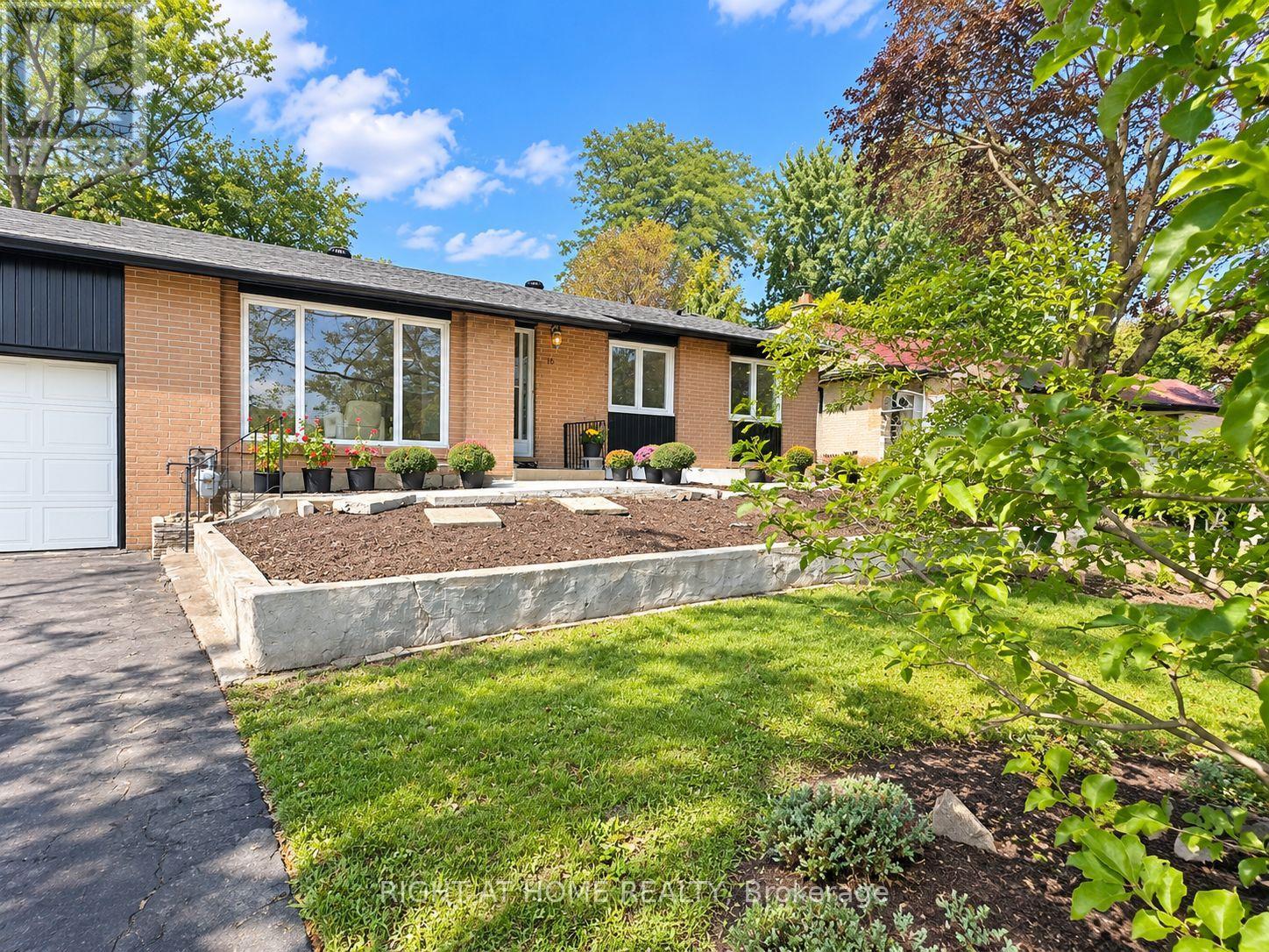 16 Ptarmigan Crescent, Toronto, Ontario  M3A 1W3 - Photo 3 - C13778226