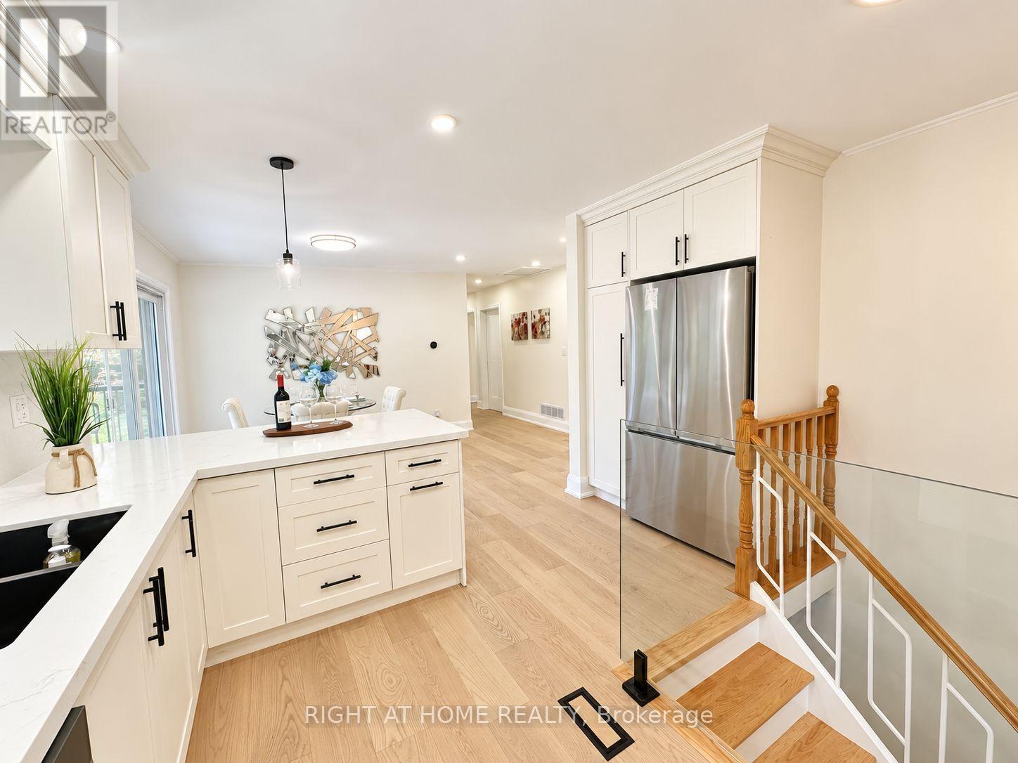16 Ptarmigan Crescent, Toronto, Ontario  M3A 1W3 - Photo 32 - C13778226