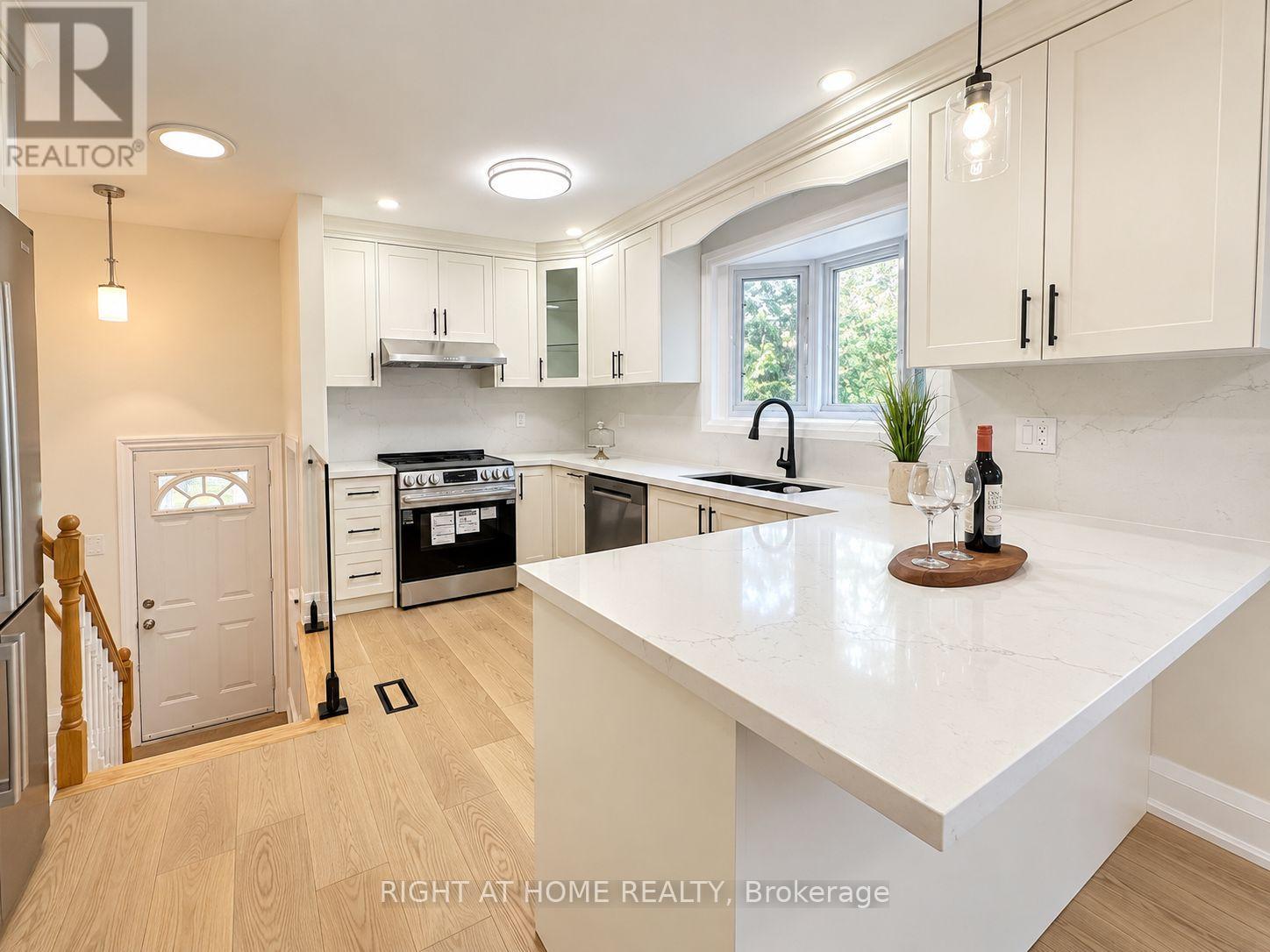 16 Ptarmigan Crescent, Toronto, Ontario  M3A 1W3 - Photo 33 - C13778226