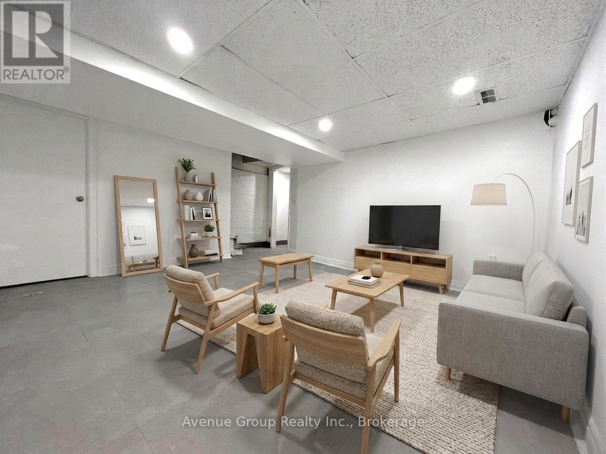 BSMT - 210 SHAW STREET, Toronto, Ontario